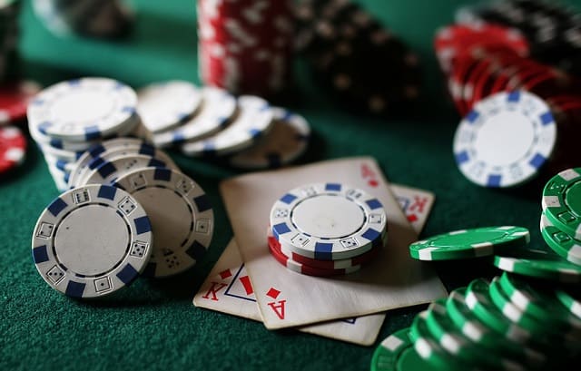 Baccarat – Game bài casino không khó để ăn cược - Hình 2