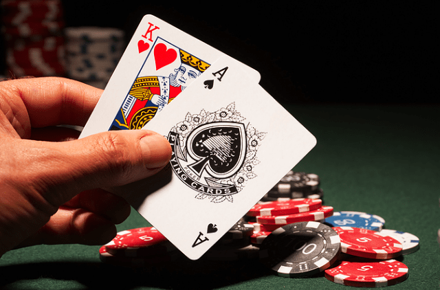 Blackjack là game bài được yêu thích nhất tại các Casino - Hình 2