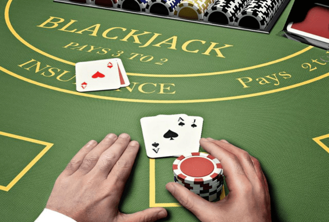 Hướng dẫn bạn cách chơi game bài Blackjack đúng điệu - Hình 1