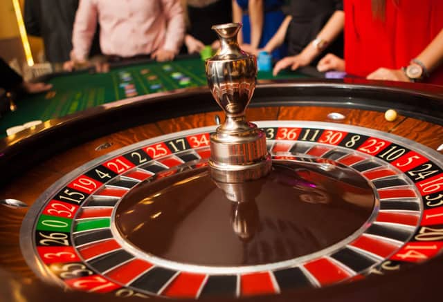 nhung cau hoi thuong gap khi ban choi game roulette online - hinh 1